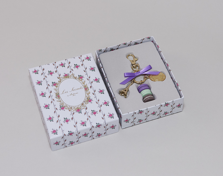 Laduree keychain shop