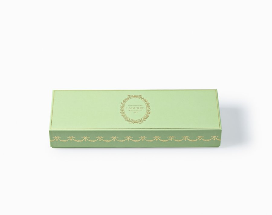 Coffret de 28 macarons intemporel