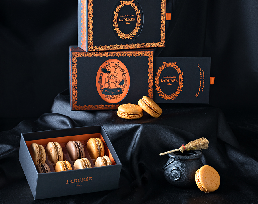 The "Halloween mystery" macaron