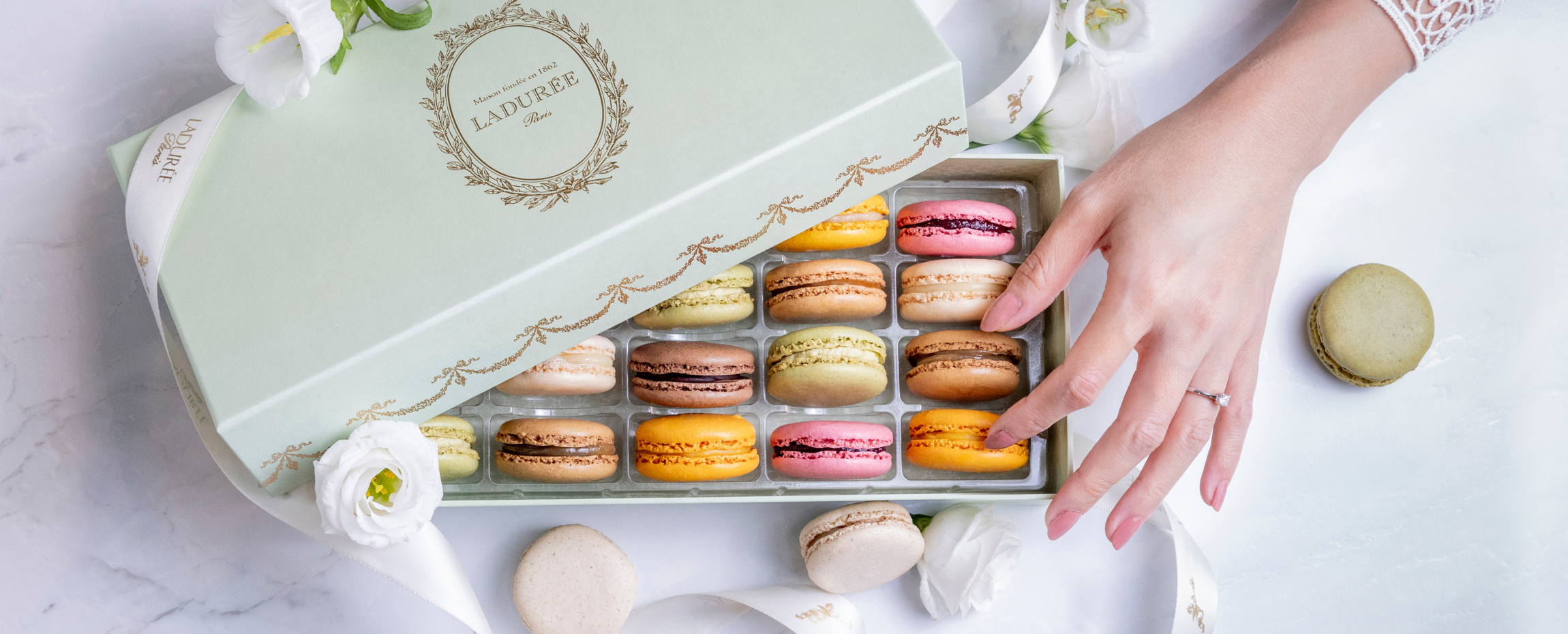 Le coffret de macarons à composer