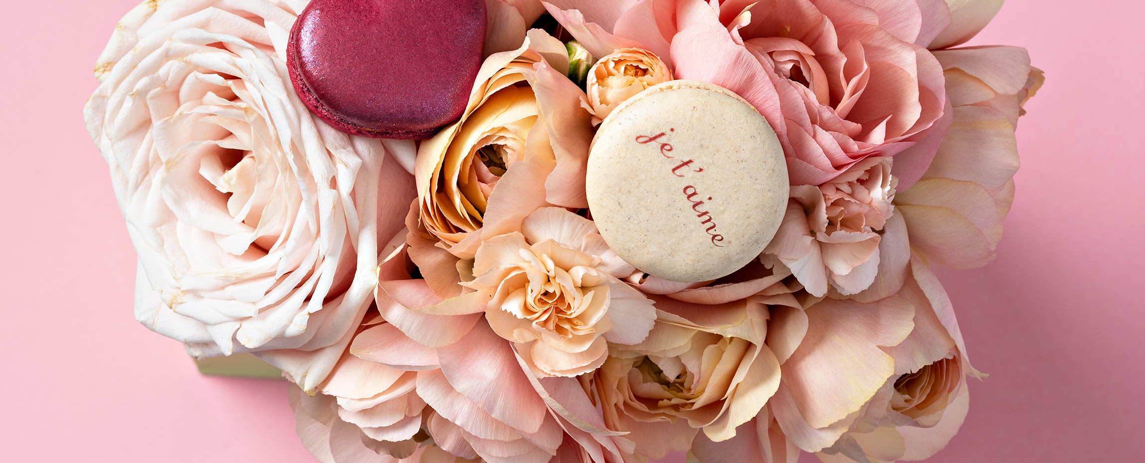 Grandmother's Day: a free “Je t'aime” macaron with your box