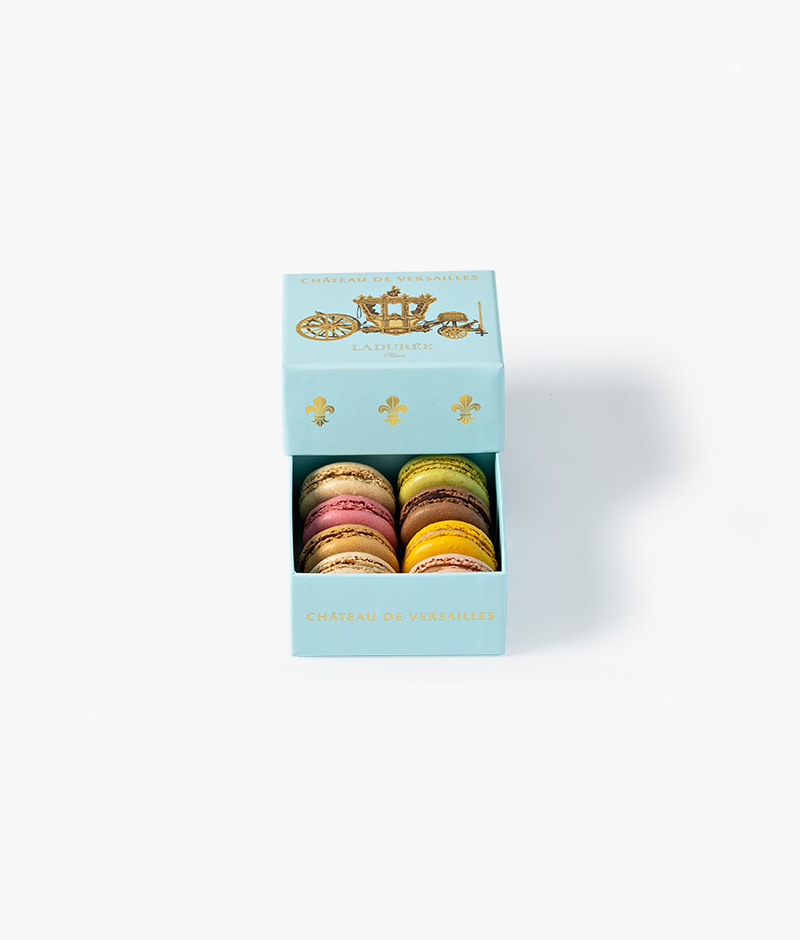 Coffret de 8 macarons en hommage au Château de Versailles et Louis XV