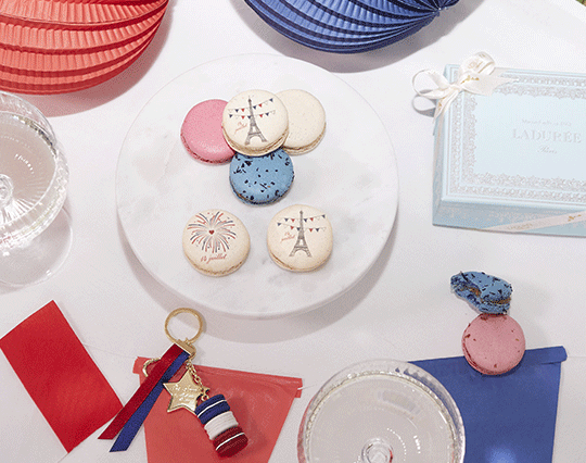 Celebrate July 14th with Ladurée. An exclusive box of macaroons printed for the occasion.