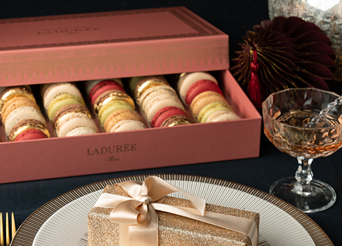 Macarons Gift Boxes to compose